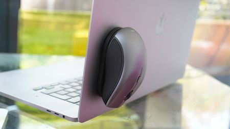 ESR MagMouse magnetic mouse